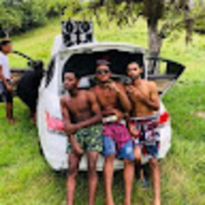 Meet your Posher, Moises